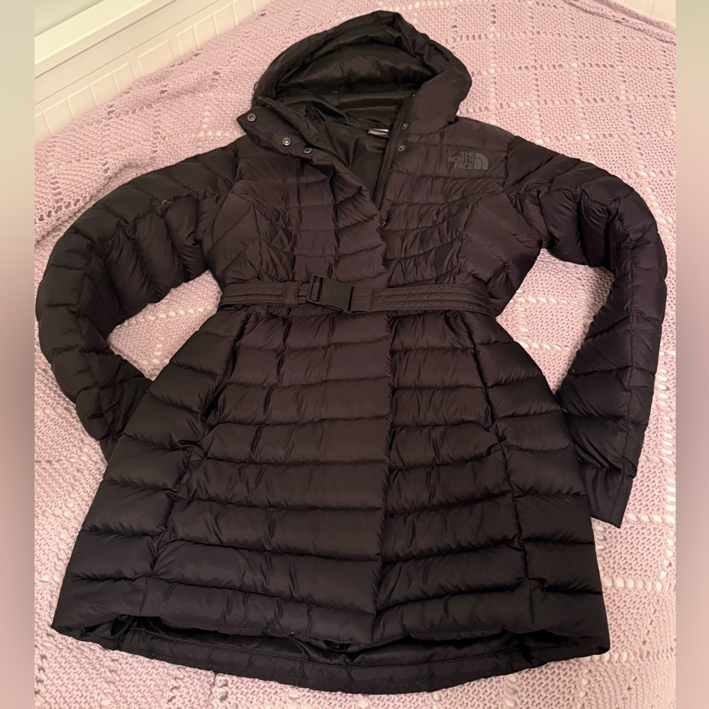 The North Face Women's Black Transverse Belted Puffer Jacket Parka S
